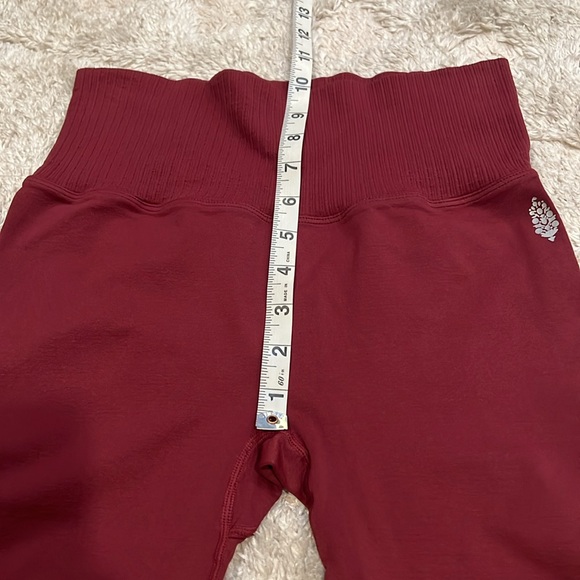 Free People | FP Movement Burgundy High-Rise Good Karma Leggings size M/L NWT - Picture 13 of 15